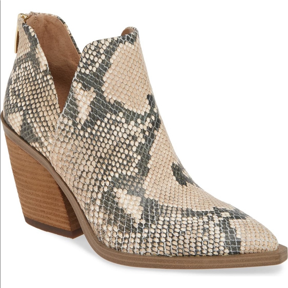NIB Vince Camuto Gigietta Bootie